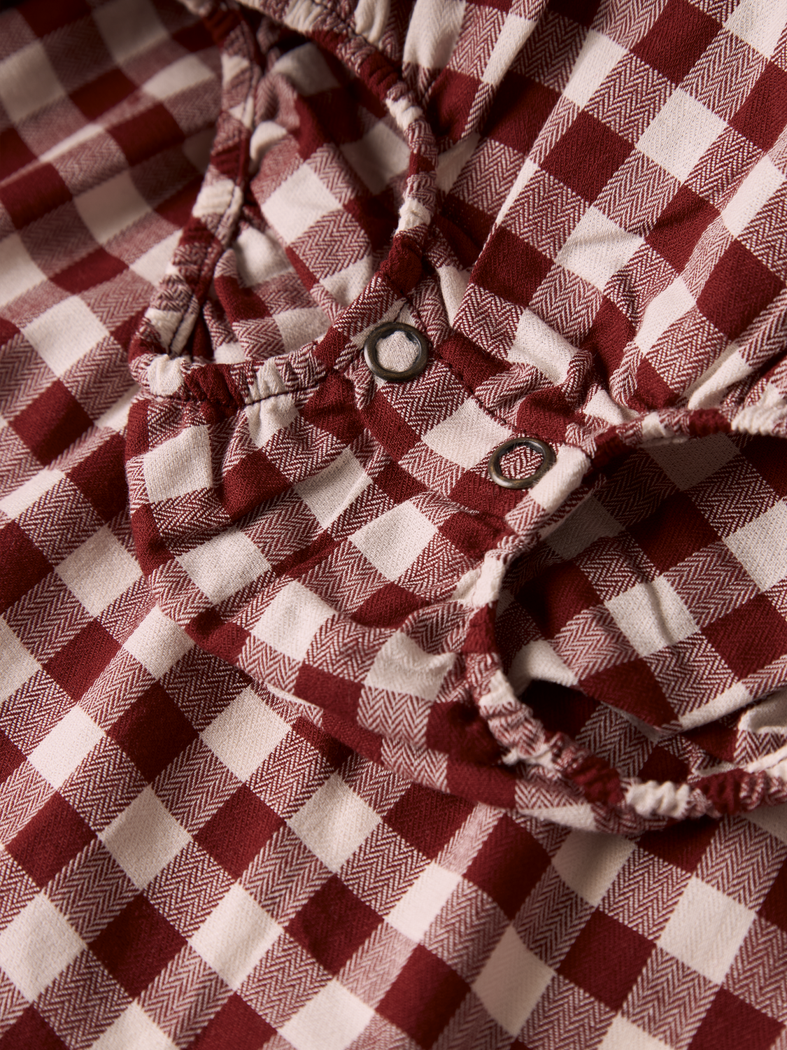 model_shot-front_full